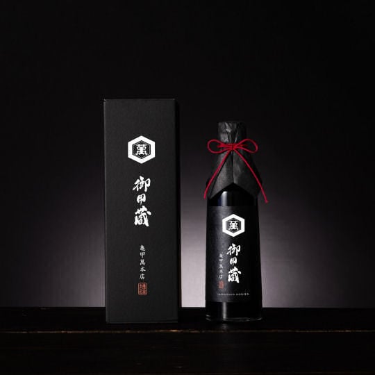 Kikkoman Goyogura Premium Soy Sauce
